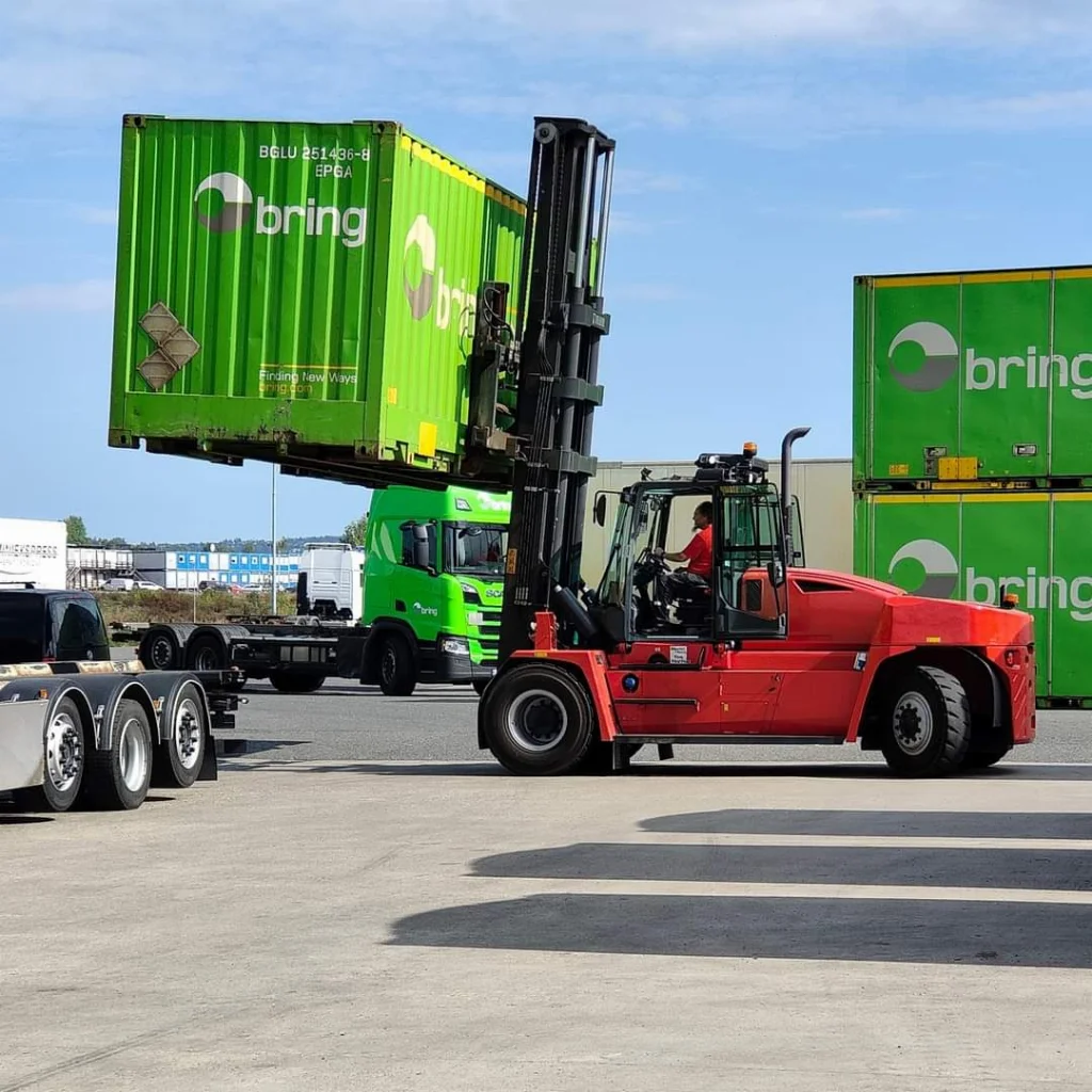 STORTRUCK KLASSE T8 - OVER 10 TONN DAGKURS