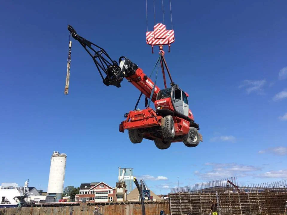 TELESKOPTRUCK KLASSE C1 - C2 DAGKURS 